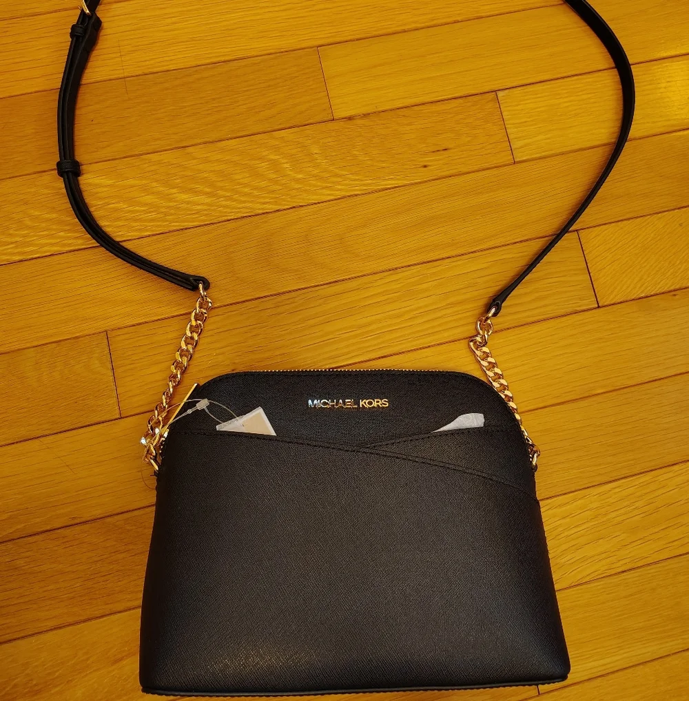 Michael Kors Jet Set Travel Medium Dome Crossbody Bag - Picture 3 of 9